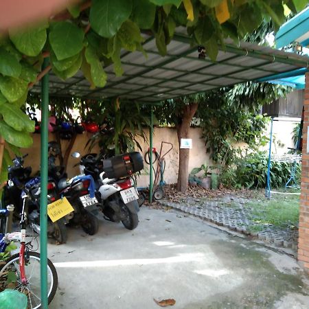 Dutch Cosy Home Chiang Mai Exterior foto